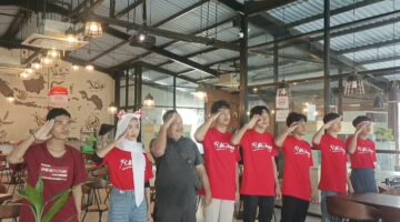 Management Cafe Rb-One Peringati HUT-RI Ke-79 Secara Daring