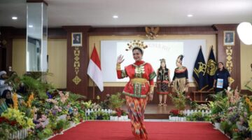 English Club Lamoria Hadirkan Keseruan Costume Party untuk Tingkatkan Kreativitas Warga Binaan